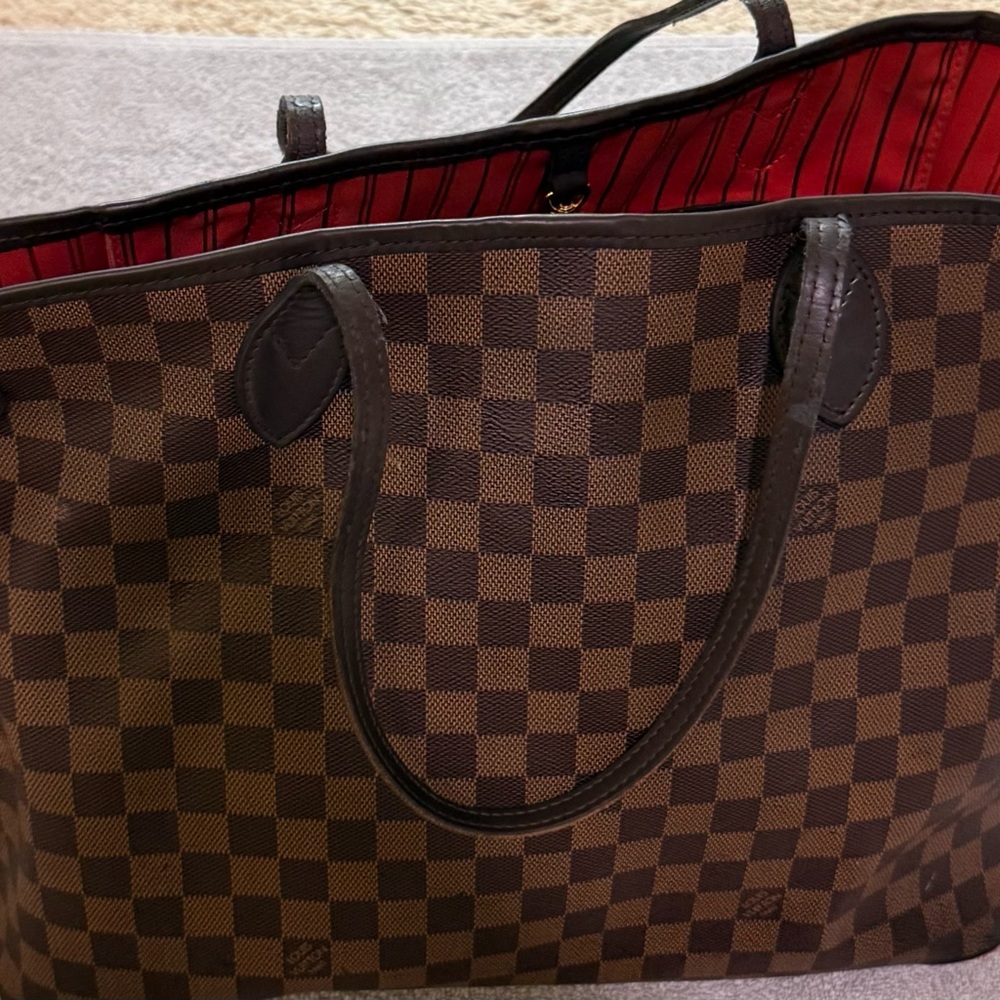 Louis Vuitton Neverfull mm